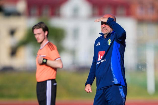 260608 Coach Magnus Wikman of Sweden during the under 23 international friendly football match between Sweden and Mexico on June 8, 2026 in Kalmar Photo Suvad Mrkonjic BILDBYRAN COP 170 SM0470 fotboll football soccer fotball träningslandskamp international friendly sverige sweden mexico dam bbeng sverige sweden  Copyright: SUVADxMRKONJIC BB260608SM044