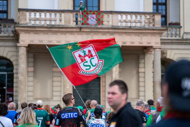 Germany HBL DAIKIN Handball Bundesliga 2025 2026, reception in the town hall and championship celebration of SC Magdeburg Alter Markt Magdeburg fans, mood, atmosphere, Alter Markt, city center Copyright: xTomxLauruschkatx
