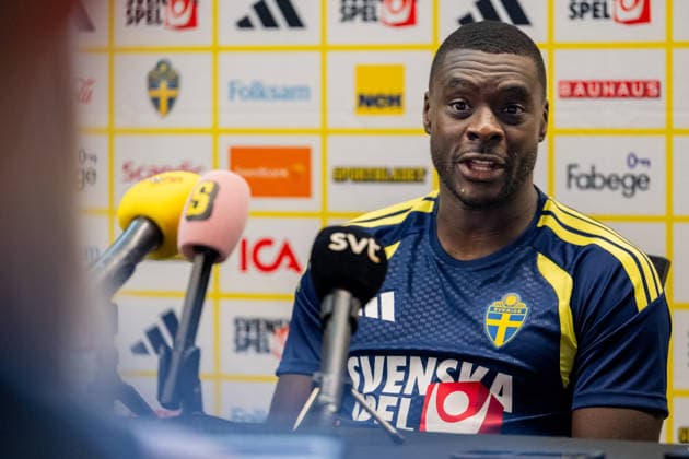 260608 Ken Sema of the Swedish men s national football team in the mixed zone after a training session during day 4 of the FIFA World Cup 2026 on June 8, 2026 in Dallas Photo Petter Arvidson BILDBYRAN kod PA PA1224 fotboll football soccer fotball vm fotbolls vm fotball vm fotbolls vm 2026 fifa world cup 2026 mixed zone sverige sweden sverige a day 3 bbeng  Copyright: PETTERxARVIDSON BB260608PA103