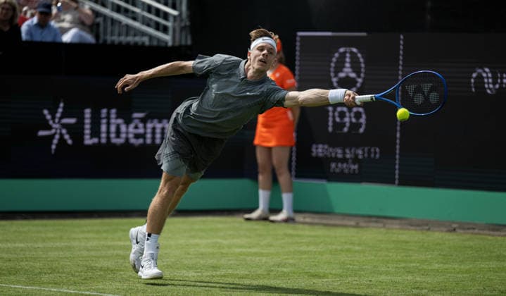 S-HERTOGENBOSCH, NETHERLANDS - JUNE 08: Denis Shapovalov of Canada returns with a forehand shot against Marin Cilic of Croatia during their ATP, Tennis Herren Singles First Round match at the LibÃ ma Open on June 8, 2026 at Autotron s-Hertogenbosch in s-Hertogenbosch, Netherlands. Credit: Andy Astfalck NurPhoto Netherlands Copyright: xAndyxAstfalckx