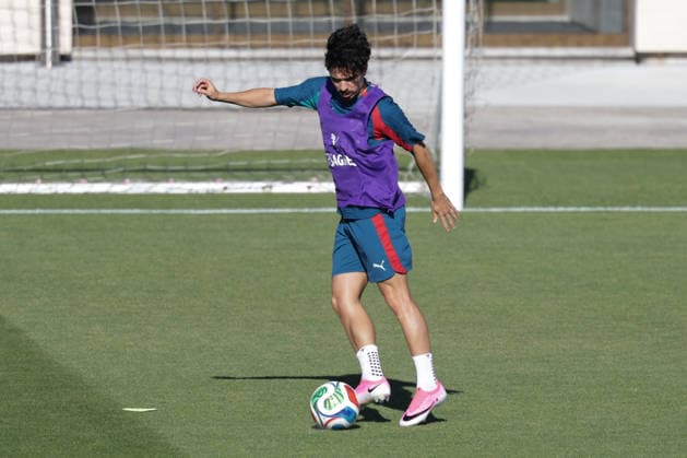 Training of the Portuguese national football team in the football city of Oeiras Portugal, June 8, 2026, in Alges, Portugal Vitinha Portugal ,23 Copyright: HMBxMedia FernandoxSoares