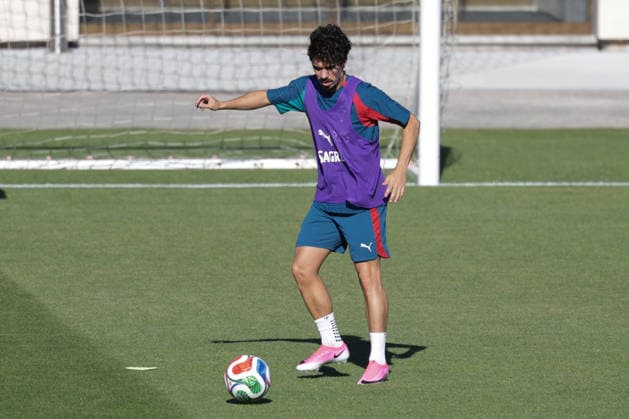 Training of the Portuguese national football team in the football city of Oeiras Portugal, June 8, 2026, in Alges, Portugal Vitinha Portugal ,23 Copyright: HMBxMedia FernandoxSoares