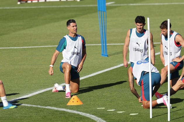 Training of the Portuguese national football team in the football city of Oeiras Portugal, June 8, 2026, in Alges, Portugal Cristiano Ronaldo Portugal ,7 , Goncalo Guedes Portugal ,19 , Ruben Dias Portugal ,3 Copyright: HMBxMedia FernandoxSoares