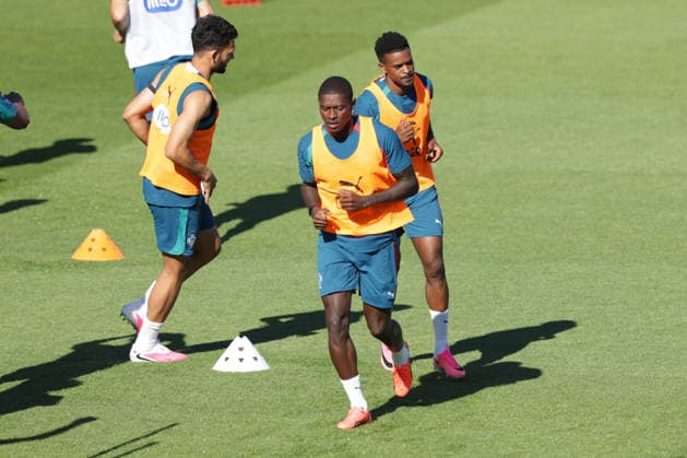 Training of the Portuguese national football team in the football city of Oeiras Portugal, June 8, 2026, in Alges, Portugal Goncalo Ramos Portugal ,9 , Nuno Mendes Portugal ,25 , Nelson Semedo Portugal ,2 Copyright: HMBxMedia FernandoxSoares