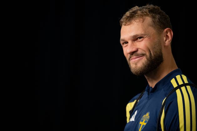 260608 Jesper Karlström of the Swedish men s national football team in the mixed zone after a training session during day 4 of the FIFA World Cup 2026 on June 8, 2026 in Dallas Photo Petter Arvidson BILDBYRAN kod PA PA1224 fotboll football soccer fotball vm fotbolls vm fotball vm fotbolls vm 2026 fifa world cup 2026 mixed zone sverige sweden sverige a day 3 bbeng  Copyright: PETTERxARVIDSON BB260608PA121