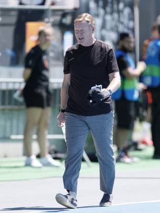 NEW YORK - Netherlands manager Ronald Koeman during the friendly international match, Länderspiel, Nationalmannschaft between the Netherlands and Uzbekistan at Icahn Stadium on June 8, 2026, in New York, United States. MAURICE VAN STEEN ANP International Friendly, Länderspiel, Nationalmannschaft 2026 xVIxANPxSportx xMauricexvanxSteenxIVx 560511706 originalFilename: 560511706.jpg