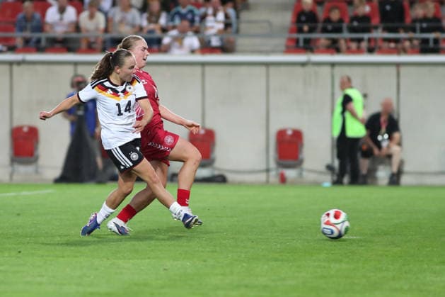 Soccer, U23 Women Germany Denmark, 08 06 26 Marie Steiner 14, Germany U23, TSG Hoffenheim scores the goal to give the DFB a 1-0 lead Soccer, Test match U23 Women Germany Denmark on 08 06 26 at Leuna Chemie Stadion Halle Saale Copyright: xBEAUTIFULxSPORTS JanxKaeferx