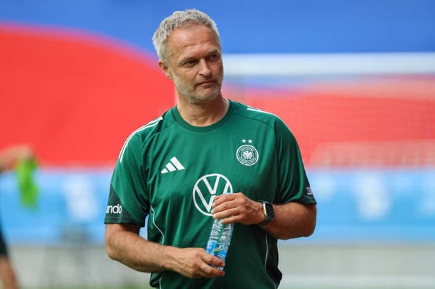 Ljubljana, Slovenia 08 06 2026 Final training of the DFB womens team before the World Cup qualifier against Slovenia In the picture national coach Christian Wück Wueck Germany Copyright: HMBxMedia MadeleinexFantini