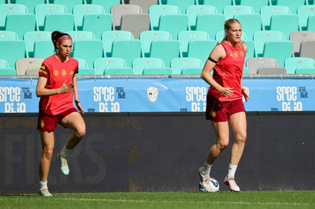 Ljubljana, Slovenia 08 06 2026 Final training of the DFB womens team before the World Cup qualifier against Slovenia In the picture from left Jule Brand Germany and Camilla Küver Kuever Germany Copyright: HMBxMedia MadeleinexFantini