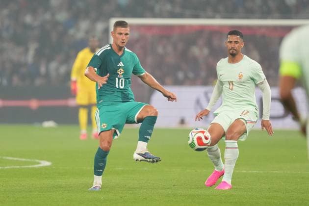 Jamie Donley of Northern Ireland and William Saliba of France France v Northern Ireland, International Friendly, Länderspiel, Nationalmannschaft Football, Decathlon Arena Stade Pierre-Mauroy, Lille, France - 08 Jun 2026Lille Decathlon Arena Stade Pierre-Mau France EDITORIAL USE ONLY No use with unauthorised audio, video, data, fixture lists, club league logos or live services. Online in-match use limited to 120 images, no video emulation. No use in betting, games or single club league player publications.  Copyright: xDavexWinter Shutterstockx 16912920ao