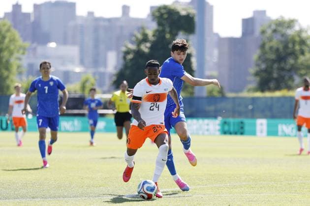NEW YORK - (LR) Crysencio Summerville of the Netherlands, Abdukodir Khusanov of Uzbekistan during the friendly international match, Länderspiel, Nationalmannschaft between the Netherlands and Uzbekistan at Icahn Stadium on June 8, 2026 in New York, United States. MAURICE VAN STEEN ANP International Friendly, Länderspiel, Nationalmannschaft 2026 xVIxANPxSportx xMauricexvanxSteenxIVx 560515982 originalFilename: 560515982.jpg
