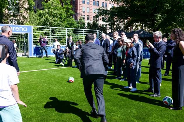 New York, NY June 8 Governor Hochul and Mayor Mamdani make a World Cup FIFA announcement of a free watch party in Central Park for the FIFA World Cup 2026 Final on Sunday, July 19 With FIFA President Gianni Infantino, George Weah on June 8, 20267 Credit AdMedia FIFA 2026 Press Conference  - ZUMAa123 20260608_zaa_a123_280 Copyright: xCamaraxPorterx