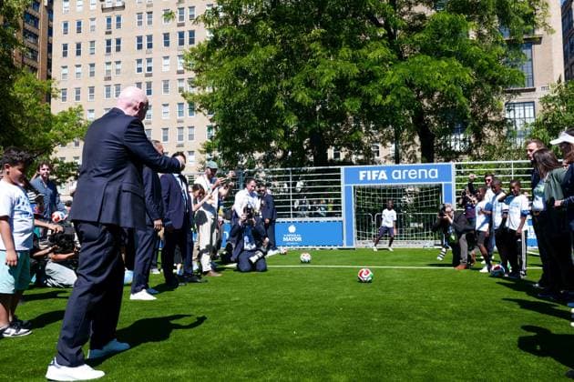 New York, NY June 8 Governor Hochul and Mayor Mamdani make a World Cup FIFA announcement of a free watch party in Central Park for the FIFA World Cup 2026 Final on Sunday, July 19 With FIFA President Gianni Infantino, George Weah on June 8, 20267 Credit AdMedia FIFA 2026 Press Conference  - ZUMAa123 20260608_zaa_a123_282 Copyright: xCamaraxPorterx
