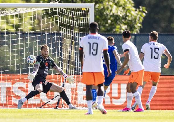 NEW YORK - Igor Sergeev of Uzbekistan scores the 1-1 during the friendly match between the Netherlands and Uzbekistan at Icahn Stadium on June 8, 2026, in New York, United States. The Dutch national team, Nationalteam is preparing for the World Cup. ROBIN VAN LONKHUIJSEN ANP International Friendly, Länderspiel, Nationalmannschaft 2026 xVIxANPxSportx xxANPxIVx 560518641 originalFilename: 560518641.jpg