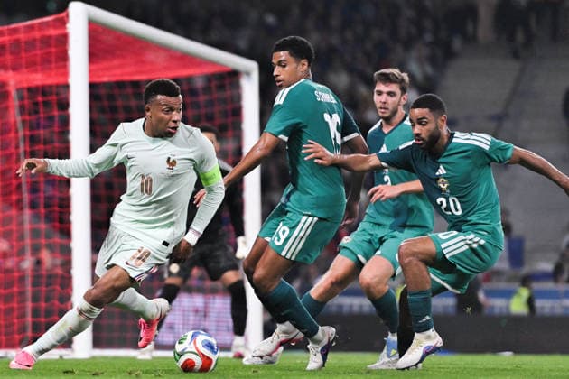 Friendly Match - France v Northern Ireland - FA French forward Kylian Mbappe fights for the ball during the friendly football match between France and Northern Ireland as part of FIFA Wold Cup 2026 preparations, at the Pierre Mauroy stadium in Lille on June 8, 2026. Photo by Firas Abdullah ABACAPRESS.COM Lille Hauts de France France  Copyright: xAbdullahxFiras ABACAx