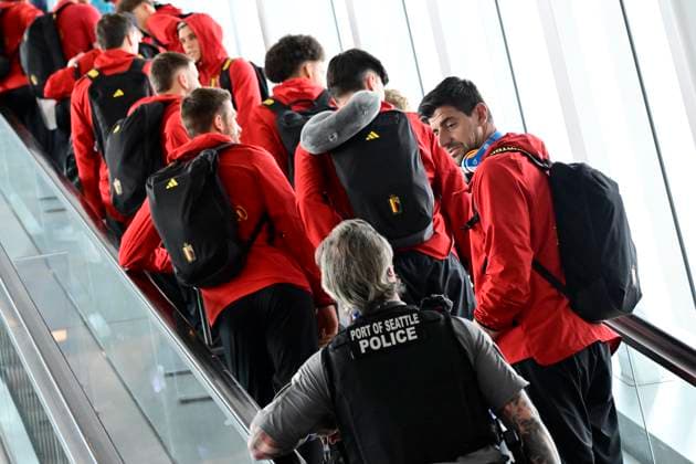 Belgian national football team - 2026 FIFA World Cup, WM, Weltmeisterschaft, Fussball - media activities 08 06 2026 SEATTLE, UNITED STATES OF AMERICA - JUNE 08 : Courtois Thibaut goalkeeper of Belgium pictured arriving at Seattle Tacoma International Airport ahead of the 2026 FIFA World Cup on June 8, 2026 in Seattle, United States of America, 08 06 2026 Seattle United States of America  Copyright: xJanxDexMeuleneirx