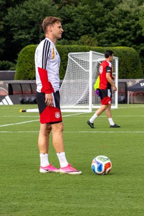 JOSHUA KIMMICH of DFB practicing for the FIFA World Cup 2026 at Wake Forest University™s Spry Stadium in Winston-Salem, North Carolina, United States, June 8, 2026. WINSTON-SALEM Spry Stadium North Carolina USA Copyright: xPaulxMoreax 064A3387