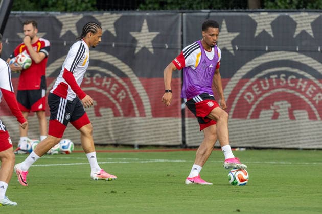 Leroy Sane Felix Nmecha of DFB practicing for the FIFA World Cup 2026 at Wake Forest University™s Spry Stadium in Winston-Salem, North Carolina, United States, June 8, 2026. WINSTON-SALEM Spry Stadium North Carolina USA Copyright: xPaulxMoreax 1R8A6574