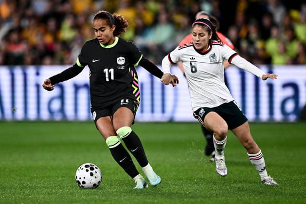 Football, Women, International match, Australia - Mexico
