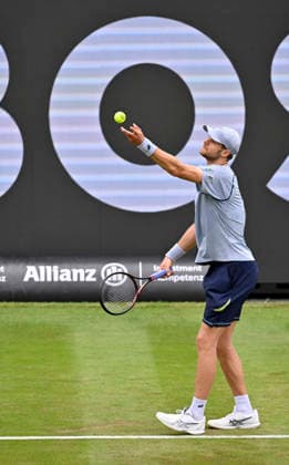 Yannick Hanfmann GER Action Serve Tennis Men BOSS Open ATP 250 Stuttgart 2026 Weissenhof BOSS Open ATP 250 Stuttgart 2026