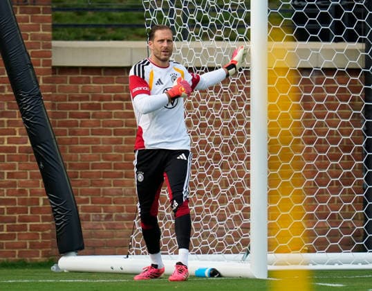 Oliver Baumann Germany, 12 takes part in the first training session of the German national team at the training camp in North Carolina USA, German national soccer team, Base Camp, Winston Salem, 08 06 2026 USA, German national soccer team, Base Camp, Winston Salem, 08 06 2026 Winston Salem Copyright: xEibner-Pressefoto ScottxColemanx EP_SCN