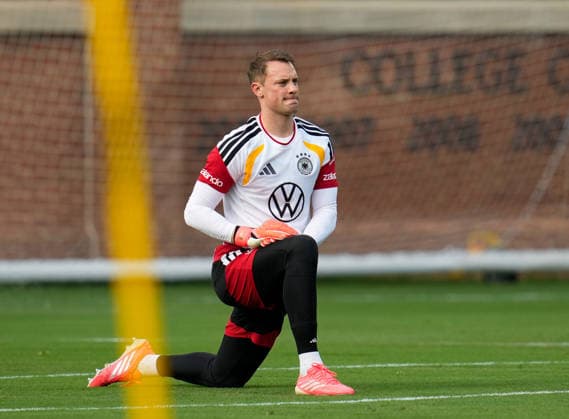 Manuel Neuer Germany, 1 takes part in the first training session of the German national team at the training camp in North Carolina USA, German national soccer team, Base Camp, Winston Salem, 08 06 2026 USA, German national soccer team, Base Camp, Winston Salem, 08 06 2026 Winston Salem Copyright: xEibner-Pressefoto ScottxColemanx EP_SCN