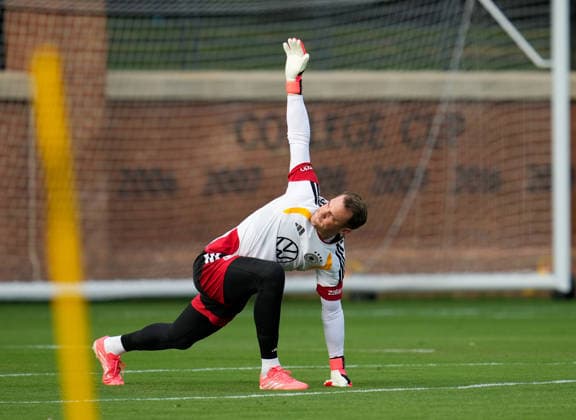 Manuel Neuer Germany, 1 takes part in the first training session of the German national team at the training camp in North Carolina USA, German national soccer team, Base Camp, Winston Salem, 08 06 2026 USA, German national soccer team, Base Camp, Winston Salem, 08 06 2026 Winston Salem Copyright: xEibner-Pressefoto ScottxColemanx EP_SCN