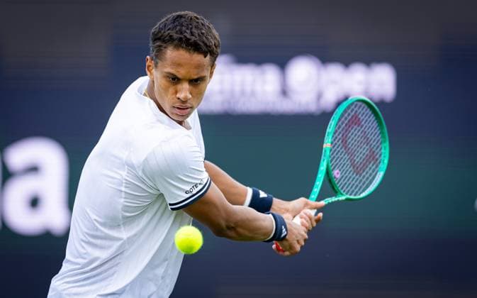 DEN BOSCH - Gabriel Diallo (CAN) during the ATP, Tennis Herren singles match against Adrian Mannarino (FRA) at the LibÃ ma Open 2026. The combined ATP WTA, Tennis Damen tournament is being held on the event grounds of the former Autotron car theme park. IRIS VAN DEN BROEK ANP xVIxANPxSportx xxANPxIVx 560561760 originalFilename: 560561760.jpg