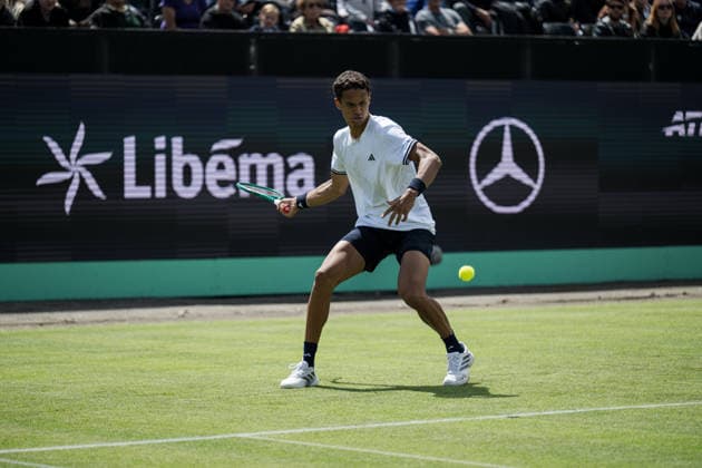 S-HERTOGENBOSCH, NETHERLANDS - JUNE 09: Gabriel Diallo of Canada plays a forehand against Adrian Mannarino of France during their ATP, Tennis Herren Singles First Round match at the LibÃ ma Open on June 9, 2026 at Autotron s-Hertogenbosch in s-Hertogenbosch, Netherlands. Credit: Andy Astfalck NurPhoto Netherlands Copyright: xAndyxAstfalckx