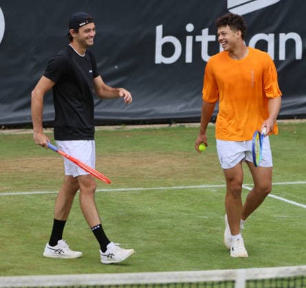 09.06.2026, Boss Open 2026, ATP, Tennis Herren Tour 250 Stuttgart, TTC Weissenhof, Tennis, im Bild: Taylor Fritz (USA) und Ben Shelton (USA) *** 09 06 2026, Boss Open 2026, ATP Tour 250 Stuttgart, TTC Weissenhof, Tennis, Sport, in the picture Taylor Fritz USA and Ben Shelton USA