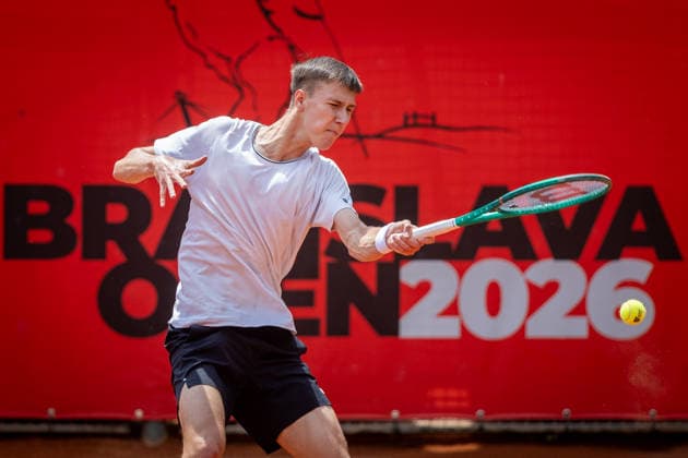 BRATISLAVA OPEN TENNIS ATP, Tennis Herren CHALLENGER Petr Brunclik (Czechia) during first round ATP Tennis Challenger tour 100 Bratislava Open match against Abdullah Shelbayh (Jordan). Tennis courts Slovan Bratislava, Bratislava, Slovakia, June 08, 2026. Photo by Branislav Racko Copyright: xx 080A0327