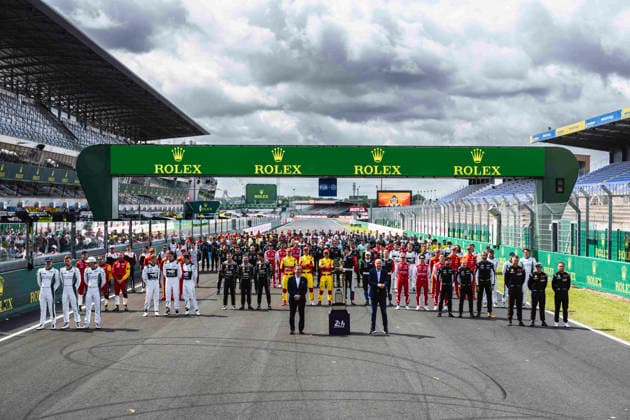 24 HEURES DU MANS 2026 - TUESDAY Drivers family picture during the 24 Hours of Le Mans 2026, 3rd round of the 2026 FIA World Endurance Championship, on June 9, 2026 on the Circuit des 24 Heures du Mans in Le Mans, France - Le MansFrance  Copyright: xCharlyxLopezx