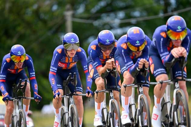 Tour Auvergne - Rhone-Alpes 2026 Stage 3 PERREUX, FRANCE - JUNE 09 : riders of team Picnic PostNL during stage 3 of the 78th edition of Tour Auvergne - Rhone-Alpes an UCI World Tour 2.UWT Team Time Trial stage for Men Elite of 28.4 km with start in Perreux and finish in Perreux on June 9, 2026 in Perreux, France, 09 06 2026 ( Motordriver Guy De Vuyst - Perreux France  Copyright: xVincentxKalutx