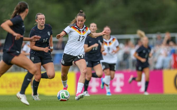 GER, Frankfurt, Germany U19 vs USA U19 friendly match, Football, DFB, 2025 2026 season, DFB Campus, second match in picture Helen Börner Germany U19 DFB DFL REGULATIONS PROHIBIT ANY USE OF PHOTOGRAPHS AS IMAGE SEQUENCES AND OR QUASI VIDEO, 09 06 2026 Copyright: HMBxMedia HendrikxHamelau