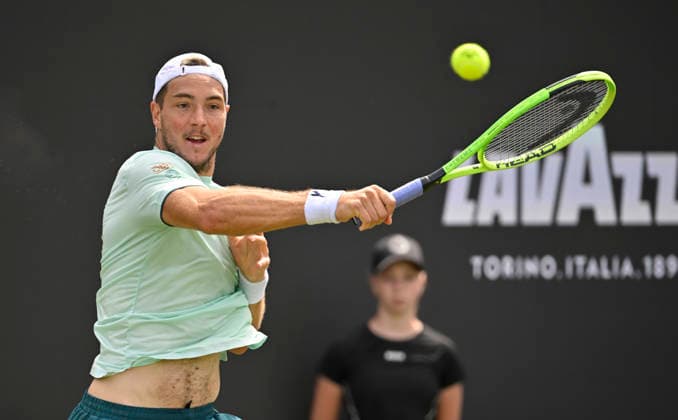 Jan Lennard Struff GER Action Tennis Men BOSS Open ATP 250 Stuttgart 2026 Weissenhof BOSS Open ATP 250 Stuttgart 2026
