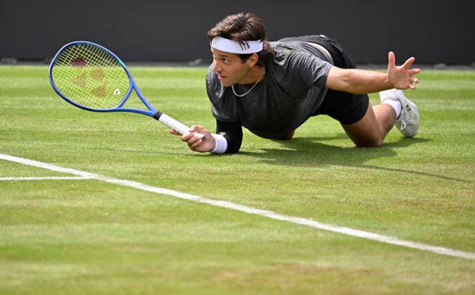 Alexis Galarneau CAN Action on the ground Gesture Gesture Tennis Men BOSS Open ATP 250 Stuttgart 2026 Weissenhof BOSS Open ATP 250 Stuttgart 2026
