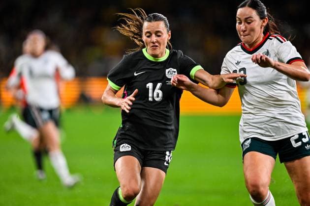 SYDNEY, AUSTRALIA - June 9: Hayley Raso (16 Australia) during the Sydney June FIFA International Window Australia v Mexico on June 9, 2026 in Sydney, Australia. Western Sydney Stadium (Photo by Keith McInnes Sports Press Photo Getty Images)  Copyright: xSportsxPressxPhotox Sportspressphoto_SPR163882