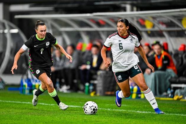 SYDNEY, AUSTRALIA - June 9: Caitlin Foord (9 Australia) during the Sydney June FIFA International Window Australia v Mexico on June 9, 2026 in Sydney, Australia. Western Sydney Stadium (Photo by Keith McInnes Sports Press Photo Getty Images)  Copyright: xSportsxPressxPhotox Sportspressphoto_SPR163937