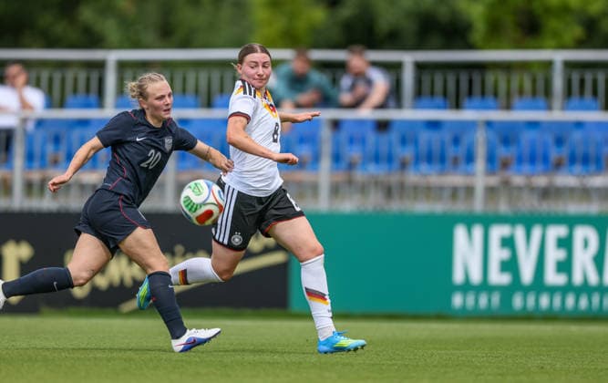 GER, Frankfurt, Germany U19 vs USA U19 friendly match, Football, DFB, 2025 2026 season, DFB Campus, second match in picture from l Hannah Jordan USA U19 Women 20 , Tessa Zimmermann Germany U19 Women 8 DFB DFL REGULATIONS PROHIBIT ANY USE OF PHOTOGRAPHS AS IMAGE SEQUENCES AND OR QUASI VIDEO, 09 06 2026 Copyright: HMBxMedia HendrikxHamelau