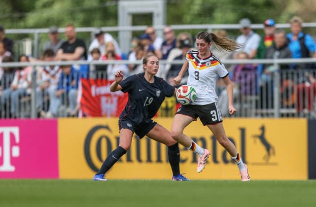 GER, Frankfurt, Germany U19 vs USA U19 Friendly Match, Football, DFB, Season 2025 2026, DFB Campus, second match in picture f l Lauren Malsom USA U19 Women 19 , Lenelotte Müller Germany U19 Women 3 DFB DFL REGULATIONS PROHIBIT ANY USE OF PHOTOGRAPHS AS IMAGE SEQUENCES AND OR QUASI VIDEO, 09 06 2026 Copyright: HMBxMedia HendrikxHamelau
