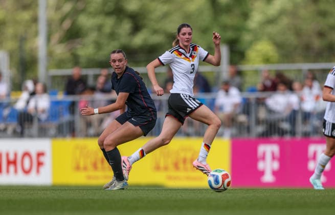 GER, Frankfurt, Germany U19 vs USA U19 friendly match, Football, DFB, 2025 2026 season, DFB Campus, second match in picture Lenelotte Müller Germany U19 Women 3 DFB DFL REGULATIONS PROHIBIT ANY USE OF PHOTOGRAPHS AS IMAGE SEQUENCES AND OR QUASI VIDEO, 09 06 2026 Copyright: HMBxMedia HendrikxHamelau