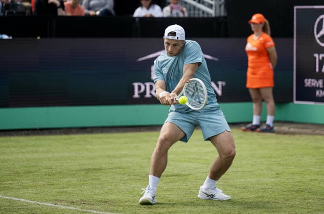 S-HERTOGENBOSCH, NETHERLANDS - JUNE 09: Tallon Griekspoor of the Netherlands plays a backhand against Botic van de Zandschulp of the Netherlands during their ATP, Tennis Herren Singles First Round match at the LibÃ ma Open on June 9, 2026 at Autotron s-Hertogenbosch in s-Hertogenbosch, Netherlands. Credit: Andy Astfalck NurPhoto Netherlands Copyright: xAndyxAstfalckx