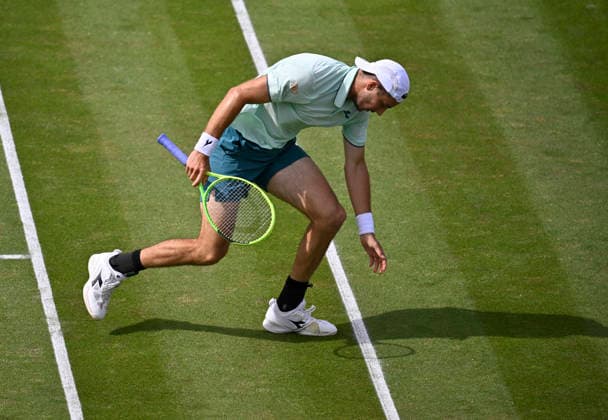 Jan Lennard Struff GER disappointed Tennis Men BOSS Open ATP 250 Stuttgart 2026 Weissenhof BOSS Open ATP 250 Stuttgart 2026