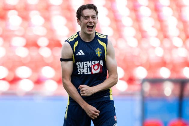 260609 Elliot Stroud of the Swedish national football team at a training session during day 2 of the FIFA World Cup 2026 on June 9, 2026 in Dallas Photo Petter Arvidson BILDBYRAN kod PA PA1225 fotboll football soccer fotball vm fotbolls vm fotball vm fotbolls vm 2026 fifa world cup 2026 träning practice training sverige sweden sverige a day 2 bbeng  Copyright: PETTERxARVIDSON BB260609PA013