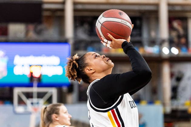 GUADALAJARA, SPAIN - JUNE 08: Roli-Ann Neubauer (Germany, 11) shooting the ball during the 2026 IWBF Women™s Repechage match between Angola vs. Germany at Palacio Multiusos de Guadalajara on June 08, 2026 in Guadalajara, Spain. Spain Copyright: xSteffiexWunderlx
