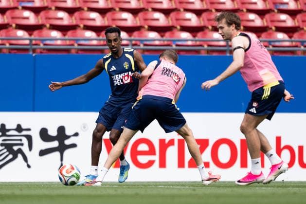 260609 Taha Ali of the Swedish national football team at a training session during day 2 of the FIFA World Cup 2026 on June 9, 2026 in Dallas Photo Petter Arvidson BILDBYRAN kod PA PA1225 fotboll football soccer fotball vm fotbolls vm fotball vm fotbolls vm 2026 fifa world cup 2026 träning practice training sverige sweden sverige a day 2 bbeng  Copyright: PETTERxARVIDSON BB260609PA044