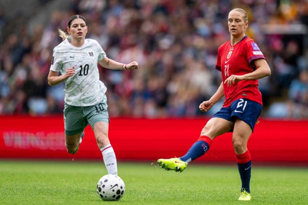 260609 Lisa Naalsund of Norway during the FIFA Women s World Cup Qualifier football match between Norway and Austria on June 9, 2026 in Oslo Photo Marius Simensen BILDBYRAN COP 238 MM0070 bbeng fotball soccer football fotboll fifa world cup qualifiers vm kvalifisering kvinner vm kvalik landskamp dam norge norway austria osterrike  Copyright: MARIUSxSIMENSEN BB260609BB428