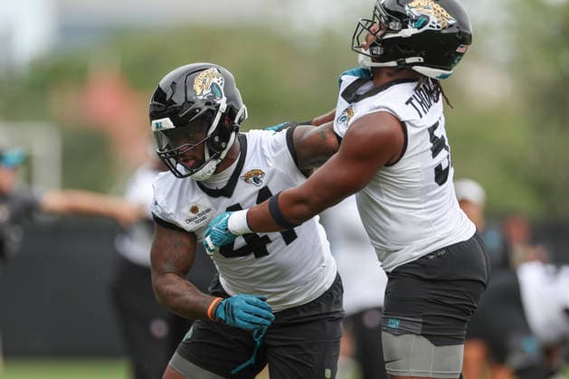 JACKSONVILLE, FL - JUNE 09: Jacksonville Jaguars defensive end Josh Hines-Allen (41) works on a drill during Minicamp on June 9, 2026 at Miller Electric Center in Jacksonville, Fl. (Photo by David Rosenblum Icon Sportswire) NFL, American Football Herren, USA JUN 09 Jacksonville Jaguars Minicamp EDITORIAL USE ONLY Icon260609161513