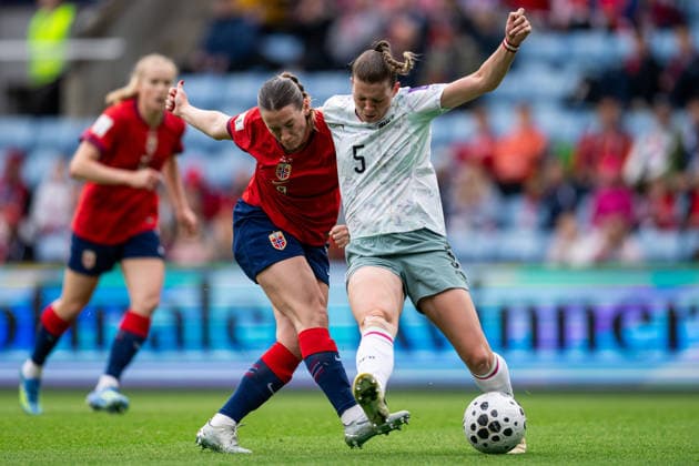 260609 Elisabeth Terland of Norway and Claudia Wenger Claudia Wenger during the FIFA Women s World Cup Qualifier football match between Norway and Austria on June 9, 2026 in Oslo Photo Marius Simensen BILDBYRAN COP 238 MM0070 bbeng fotball soccer football fotboll fifa world cup qualifiers vm kvalifisering kvinner vm kvalik landskamp dam norge norway austria osterrike  Copyright: MARIUSxSIMENSEN BB260609BB435