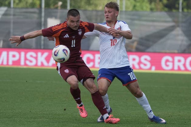 Latvia Faroe Islands Soccer, RÄ«ga, Latvia, 09.06.2026 Roberts Savalnieks and Aki Samuelsen in action during Baltic Cup game between Latvia and Faroe Islands national teams In Riga, Latvia, 09.06.2026. Photo: Roman Koksarov (RKF) RÄ«ga Latvia Copyright: xRomanxKoksarovx DSC00690.JPG
